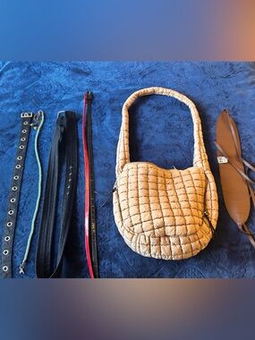 Quilted Shoulder Bag in Beige - Women's Handbag & belts